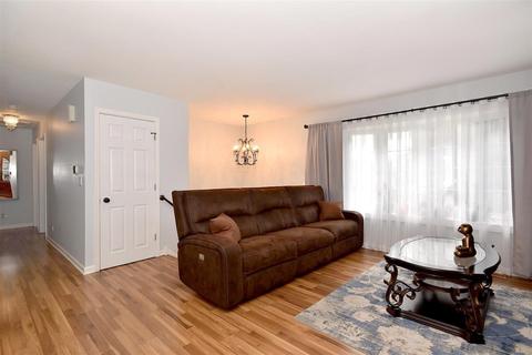 813 Prairie Ave, Bartlett, IL 60103 photo 25