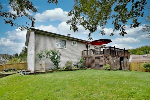 813 Prairie Ave, Bartlett, IL 60103 photo 4