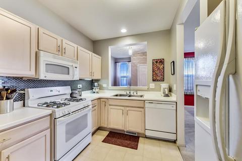 3166 Falling Waters Ln, Lindenhurst, IL 60046 photo 12