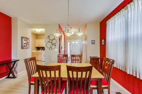 3166 Falling Waters Ln, Lindenhurst, IL 60046 photo 11