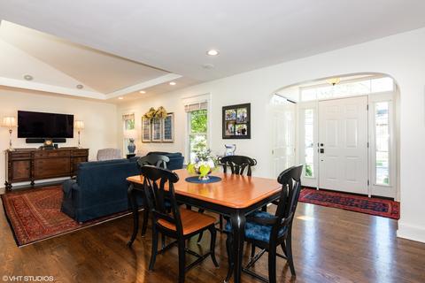 602 E Illinois St, Wheaton, IL 60187 photo 3
