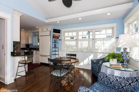 602 E Illinois St, Wheaton, IL 60187 photo 8