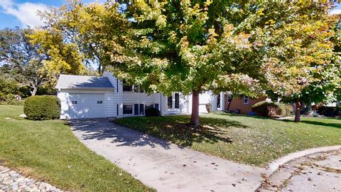 104 Lawrence Ave, Normal, IL 61761 photo 2