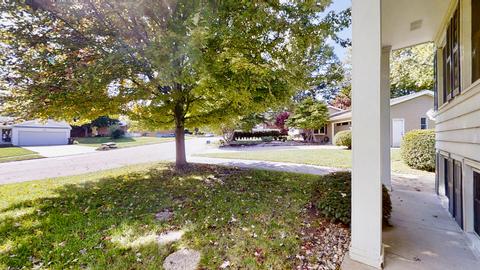 104 Lawrence Ave, Normal, IL 61761 photo 8