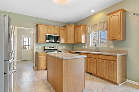 2713 Arbor Dr, Mchenry, IL 60050 photo 10