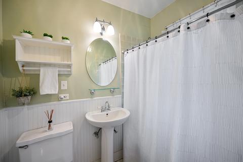 216 S Prospect St, Wheaton, IL 60187 photo 9