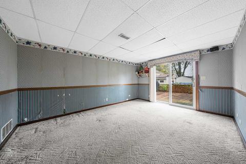 305 Mansfield Ct, Bartlett, IL 60103 photo 7