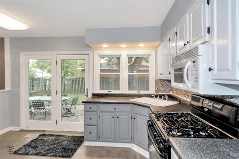 5190 Deerpath Rd, Oak Forest, IL 60452 photo 9