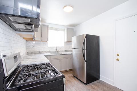 2046 E 72nd Pl #2, Chicago, IL 60649 photo 6