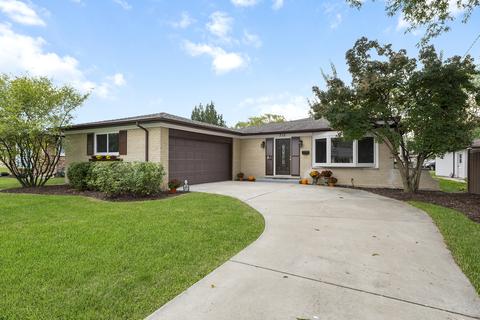 715 Devonshire Dr, Des Plaines, IL 60018 photo 3