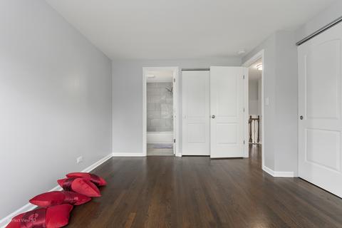 715 Devonshire Dr, Des Plaines, IL 60018 photo 11