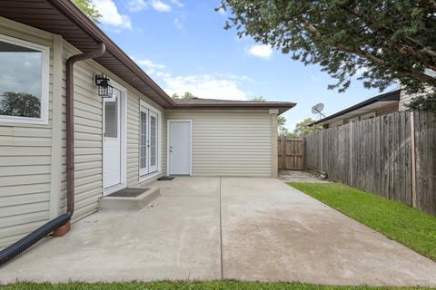 715 Devonshire Dr, Des Plaines, IL 60018 photo 23