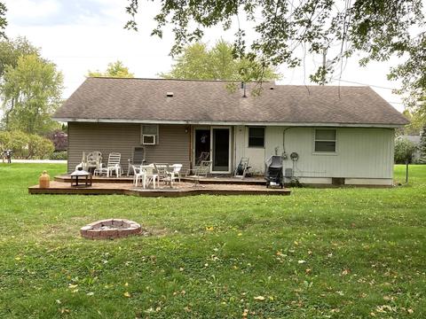 1107 Hilltop Blvd, Mchenry, IL 60050 photo 12