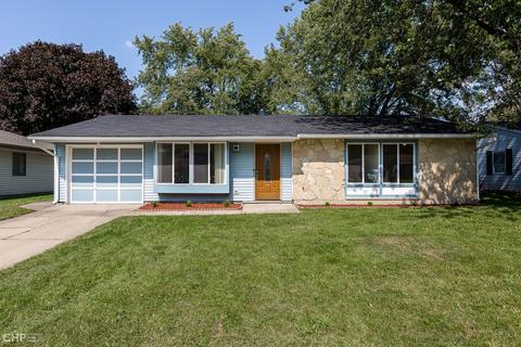 1108 Hecker Dr, Elgin, IL 60120 photo 1