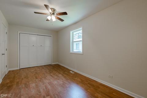1108 Hecker Dr, Elgin, IL 60120 photo 6