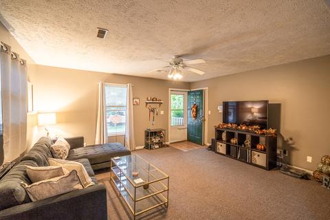1002 Franklin St, Normal, IL 61761 photo 2