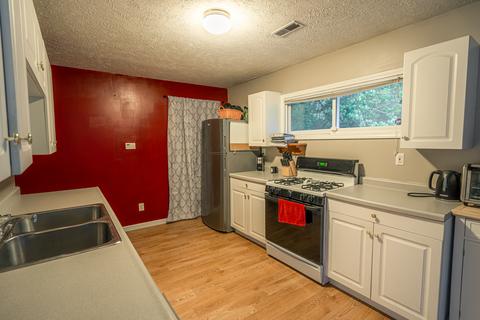 1002 Franklin St, Normal, IL 61761 photo 4