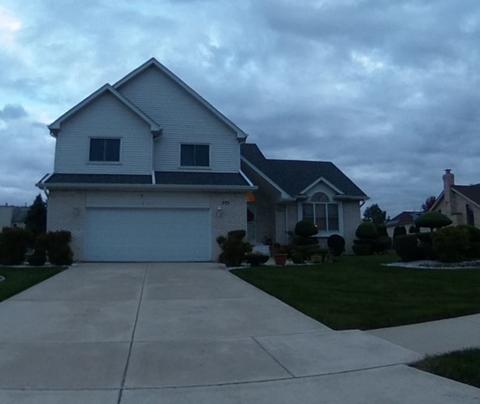 3711 Edgewater Dr, Hazel Crest, IL 60429 photo 1