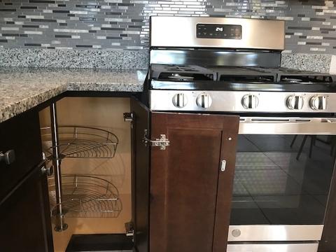 2441 E 93rd St, Chicago, IL 60617 photo 9
