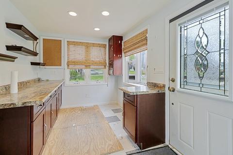 308 Independence Ave, Dewey, IL 61840 photo 6