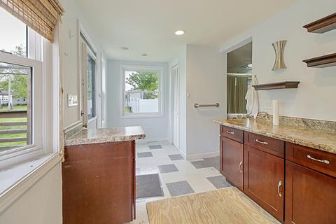308 Independence Ave, Dewey, IL 61840 photo 7
