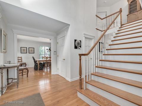 825 Cherry St, Wheaton, IL 60187 photo 3