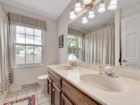 825 Cherry St, Wheaton, IL 60187 photo 21