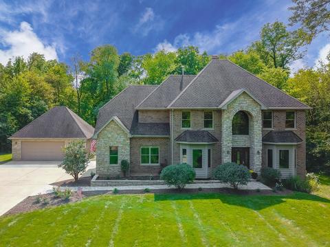 12366 Mitchell Dr, Plano, IL 60545 photo 2