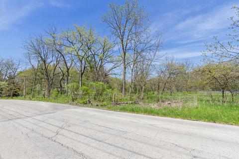 8 Naperville Rd, Bartlett, IL 60103 photo 3