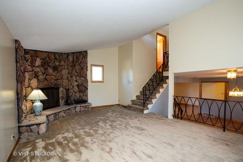 664 Polynesian Dr, Des Plaines, IL 60016 photo 6