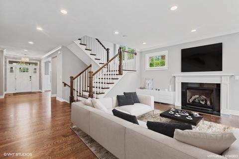 922 Wakeman Ave, Wheaton, IL 60187 photo 9