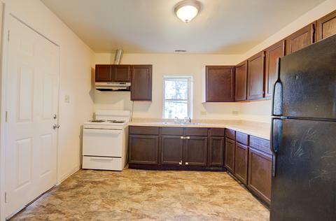509 Champlain St, Joliet, IL 60436 photo 8