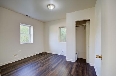 509 Champlain St, Joliet, IL 60436 photo 6