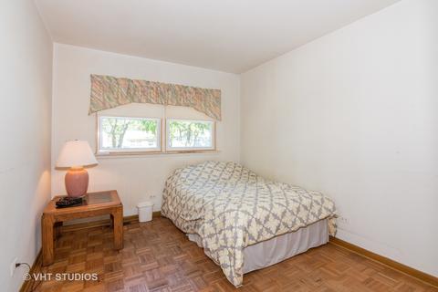 667 Westmere Rd, Des Plaines, IL 60016 photo 12