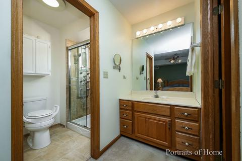 746 Braintree Ln, Bartlett, IL 60103 photo 13