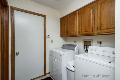 746 Braintree Ln, Bartlett, IL 60103 photo 18