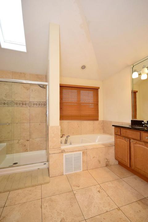 850 Red Oak Ave, Addison, IL 60101 photo 34
