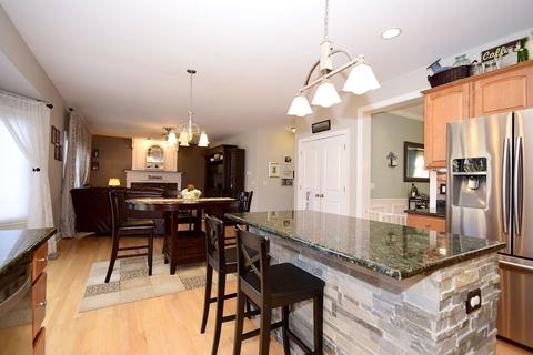 850 Red Oak Ave, Addison, IL 60101 photo 19