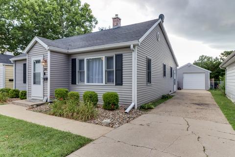 303 Maizefield Ave, Bloomington, IL 61701 photo 2
