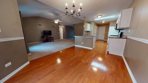 913 Walnut St, Genoa, IL 60135 photo 3