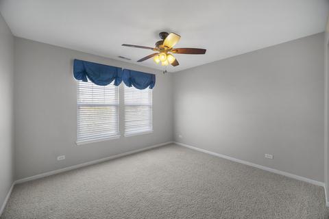 205 Pawtucket Ave, Elgin, IL 60124 photo 13