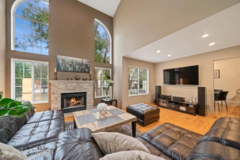 16 Townsend Dr, Naperville, IL 60565 photo 28