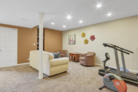 1119 Pine Valley Ct, Elgin, IL 60124 photo 41