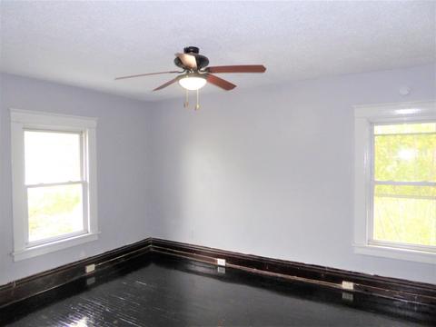 641 High St, Aurora, IL 60505 photo 18