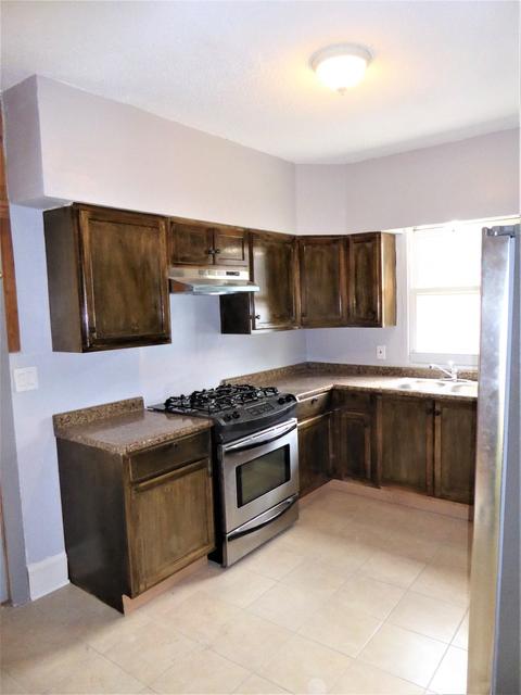 641 High St, Aurora, IL 60505 photo 10