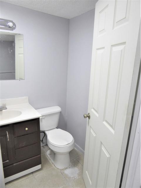 641 High St, Aurora, IL 60505 photo 28