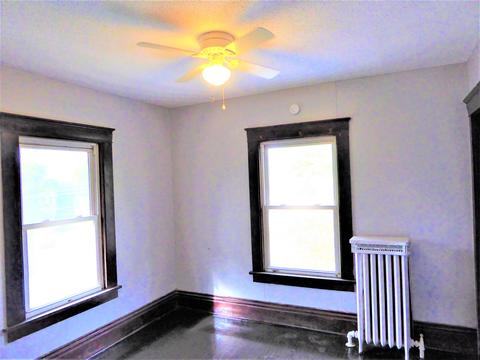 641 High St, Aurora, IL 60505 photo 16