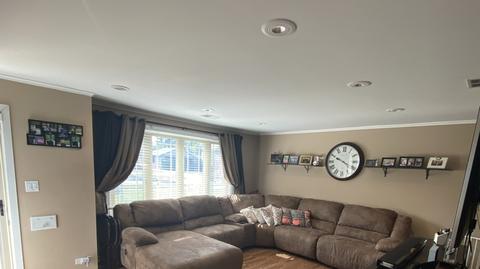 989 E Grant Dr, Des Plaines, IL 60016 photo 6