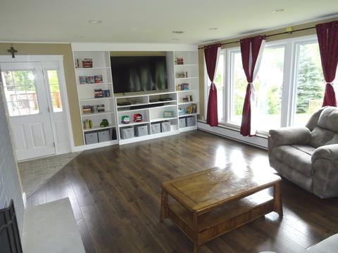1012 Oeffling Dr, Mchenry, IL 60051 photo 4