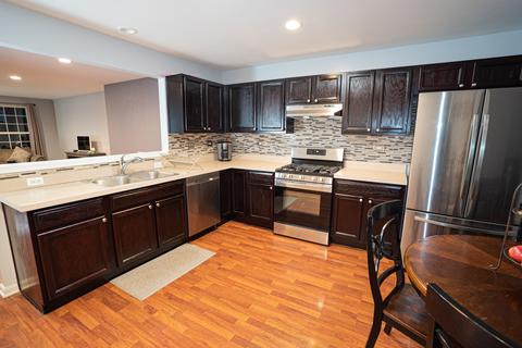 2465 Emily Ln, Elgin, IL 60124 photo 6